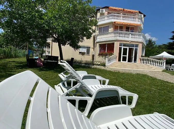 Πανσιόν Slav 3*