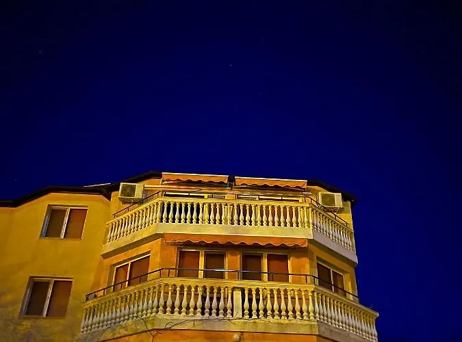 Πανσιόν Slav 3*