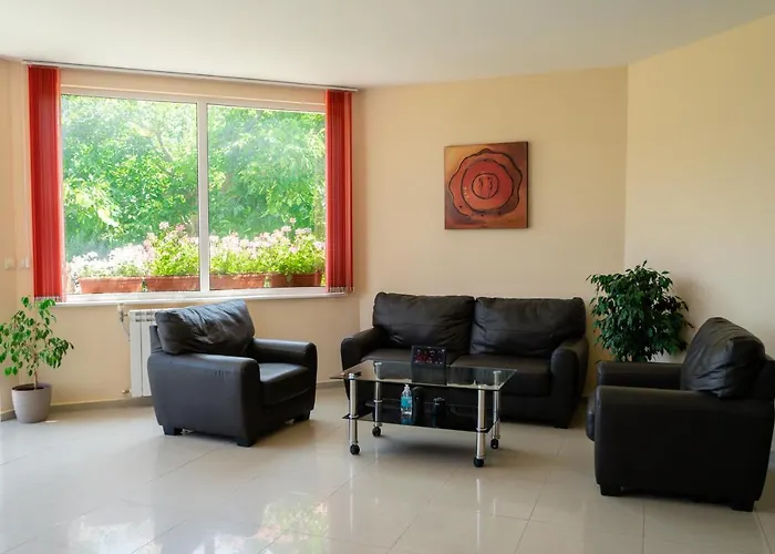 Πανσιόν Slav 3*